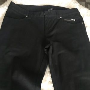 Ladies stretch jeans
